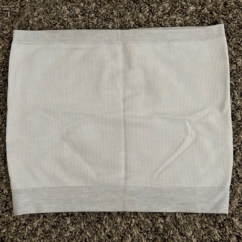 Urban Outfitters | white tube top size XS
